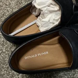 Donald J. Pliner | Shoes | Final Donald Pliner Dannie2 Suede  display picture 2
